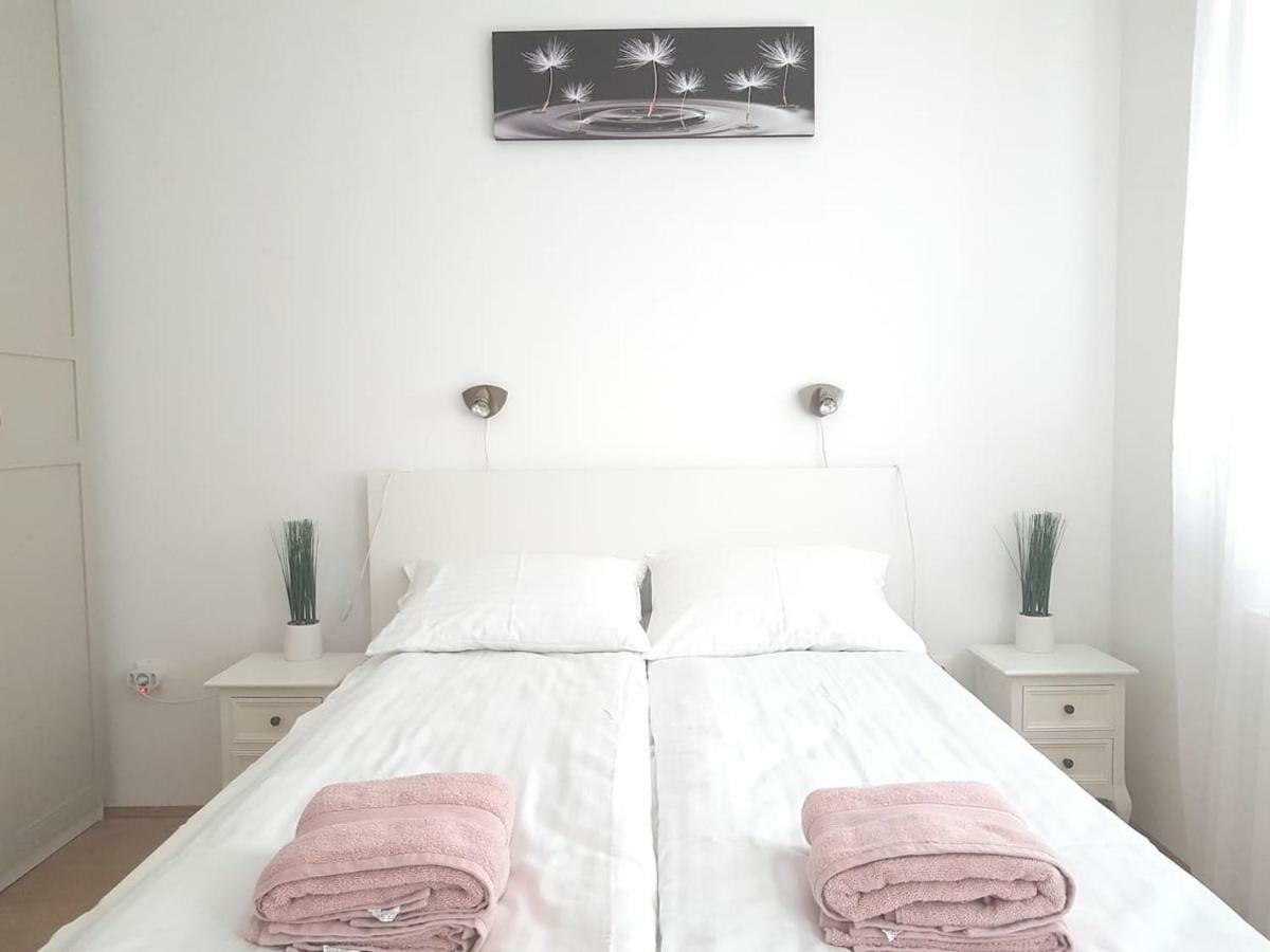 Központhoz közeli - Cool Tettye Apartman Pécs Kültér fotó